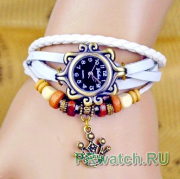 Женские часы на кожаном ремешке Crown White